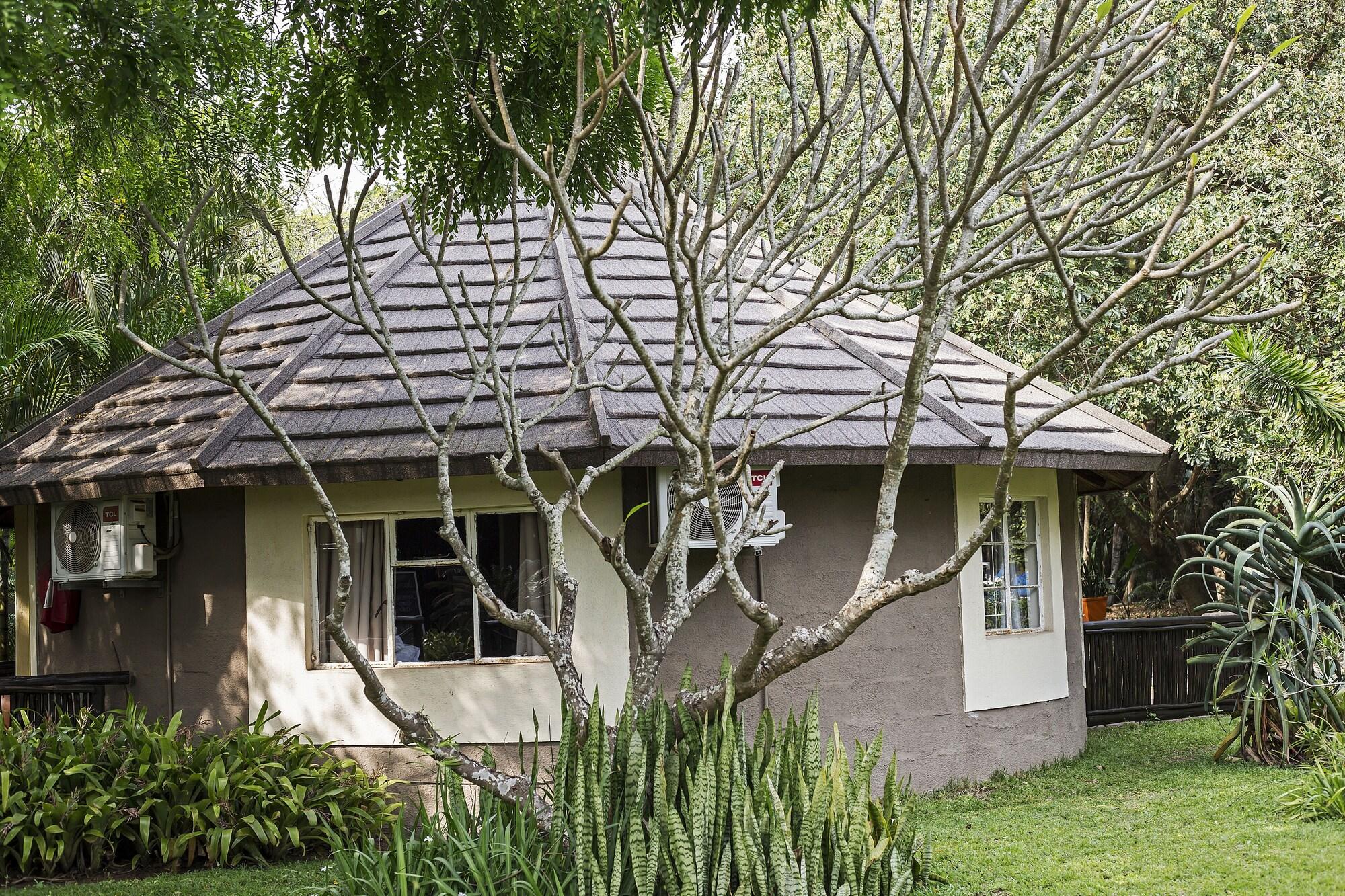 Emdoneni Lodge Hluhluwe Exterior photo