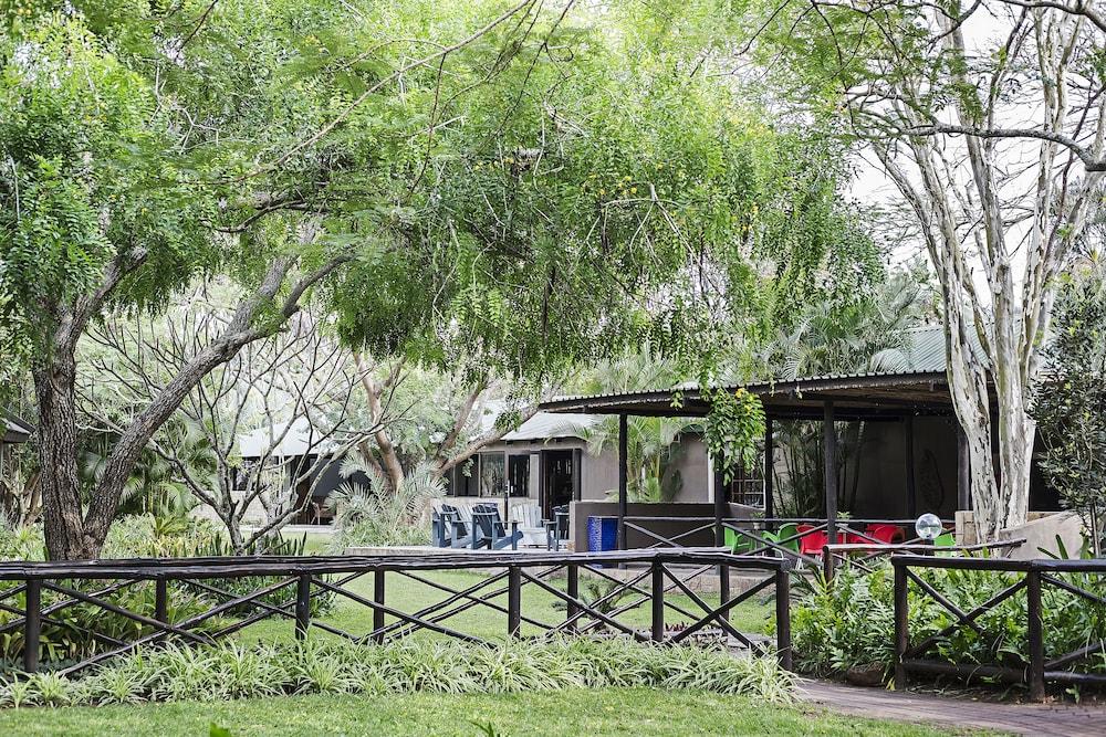 Emdoneni Lodge Hluhluwe Exterior photo