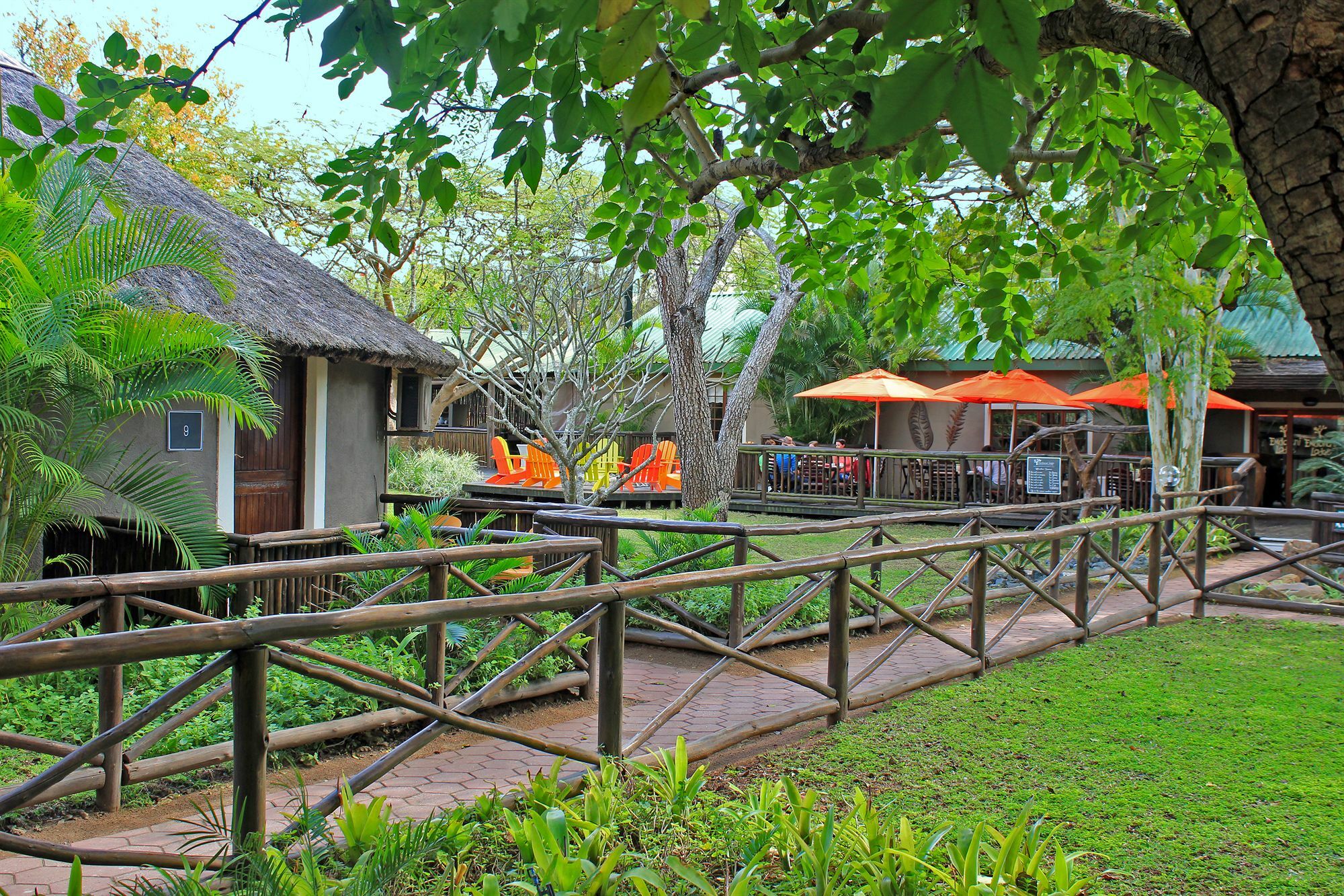 Emdoneni Lodge Hluhluwe Exterior photo